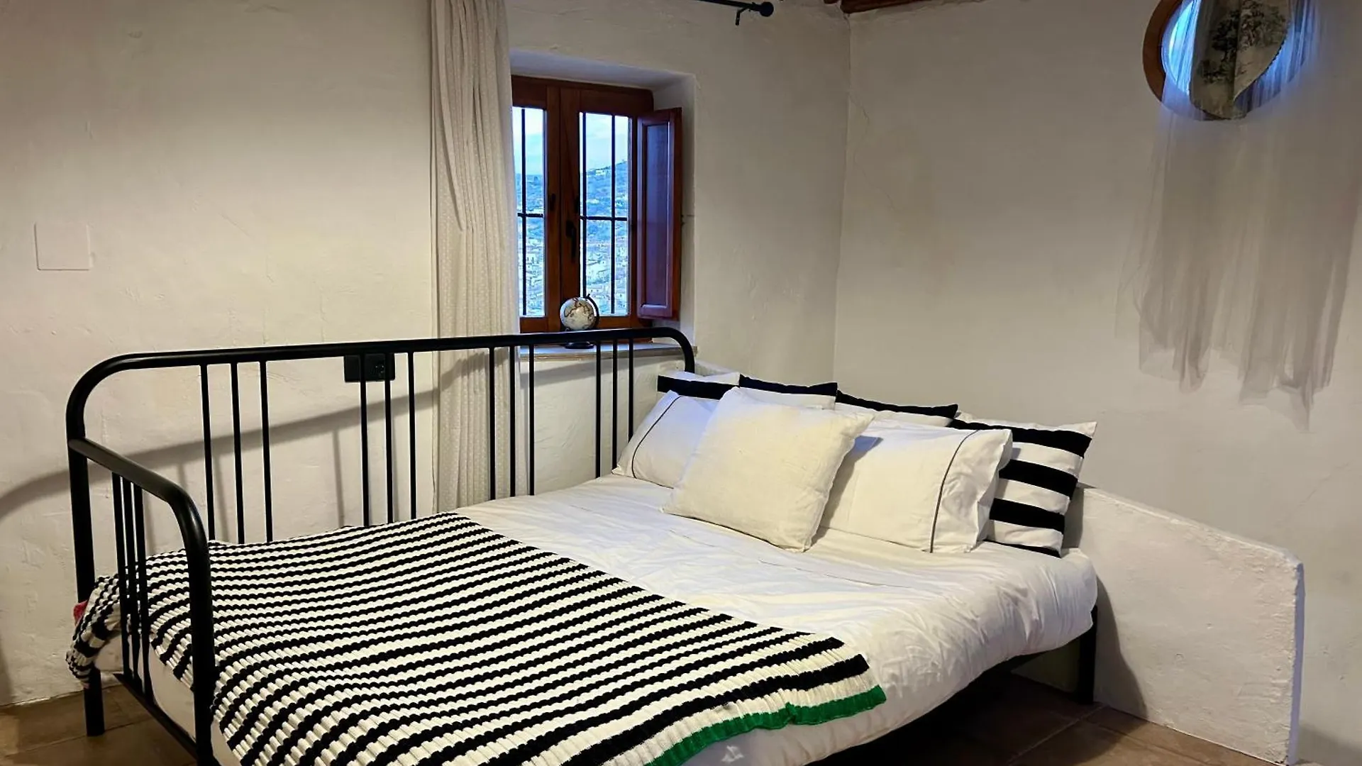 Las Casillas De La Villa: Tango Montefrío Spanien